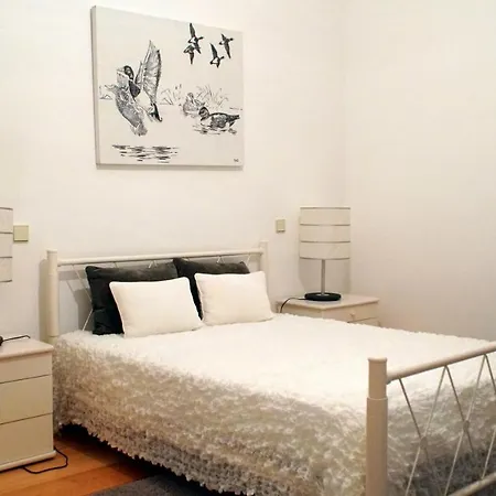 Casa Abrigo Do Lagar * 아마레스