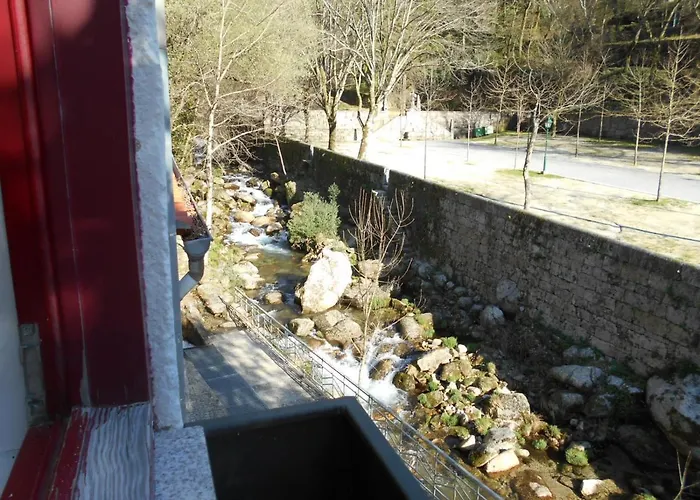 Casa Abrigo Do Lagar * Амариш