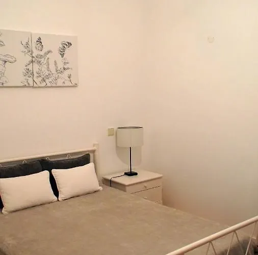 Casa Abrigo Do Lagar * Амариш